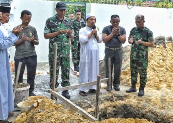 Jumat Penuh Barokah, Danrem 031/WB Letakkan Batu Pertama Pembangunan Gedung Tahfiz Al Quran Al Kartika