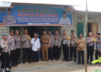 Kapolres Solok  Resmikan dan Serahkan Bedah Rumah Tidak Layak Huni di Sirukam