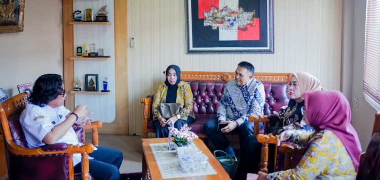 Kunjungan Study Komparatif Dekranasda Kabupaten Solok ke Kabupaten Kuningan, Pemkab Kuningan Apresiasi