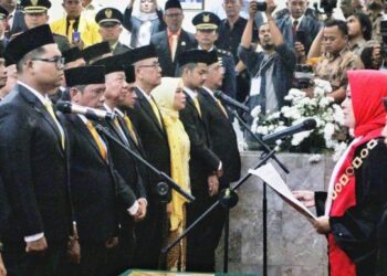 Sebanyak 50 Caleg Terpilih Resmi Dilantik Sebagai Anggota DPRD Kabupaten Subang Periode 2024-2029.