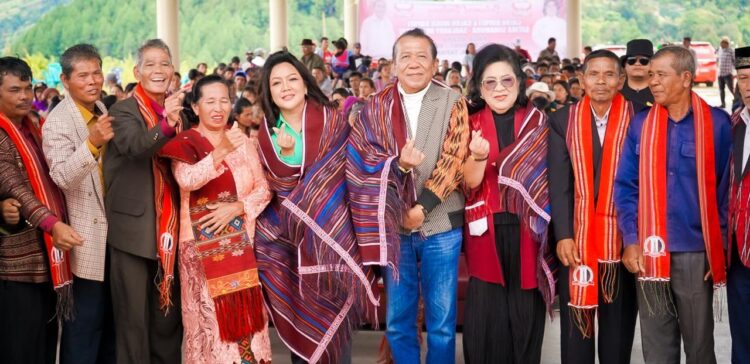 Pomparan Toga Aritonang Se Tapanuli Utara Doakan Satika-Sarlandy Menjadi Pemenang Pilkada Taput