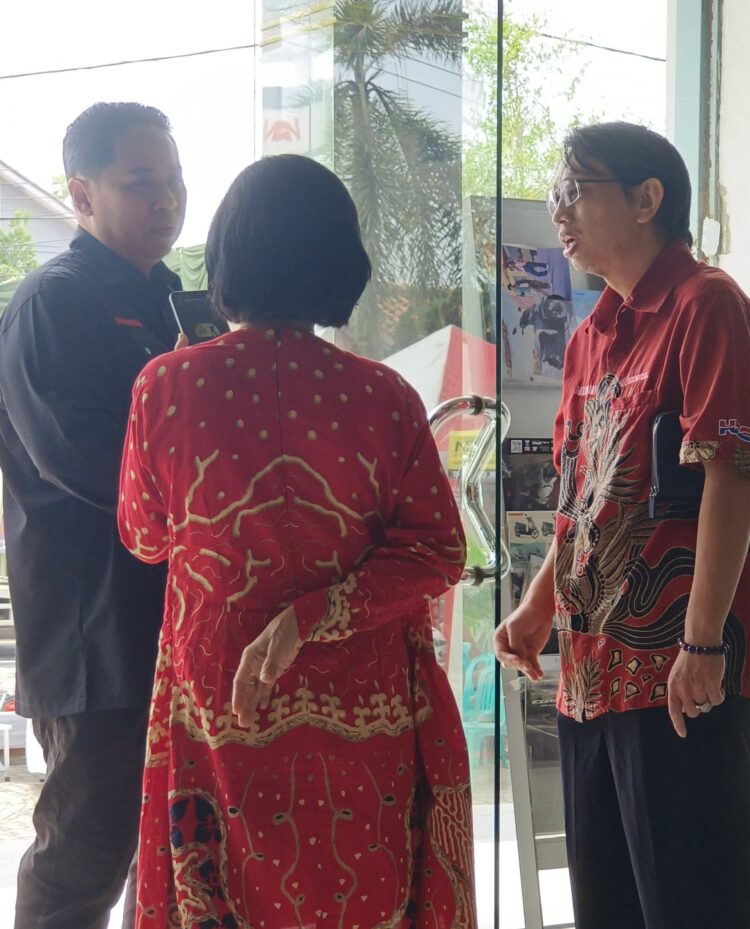 Bigbos Daeler Markoni Beserta Owner Hadiri Hari Pelanggan Nasional 2024 di Halaman Daeler Markoni Cikalong Jati Sari Karawang