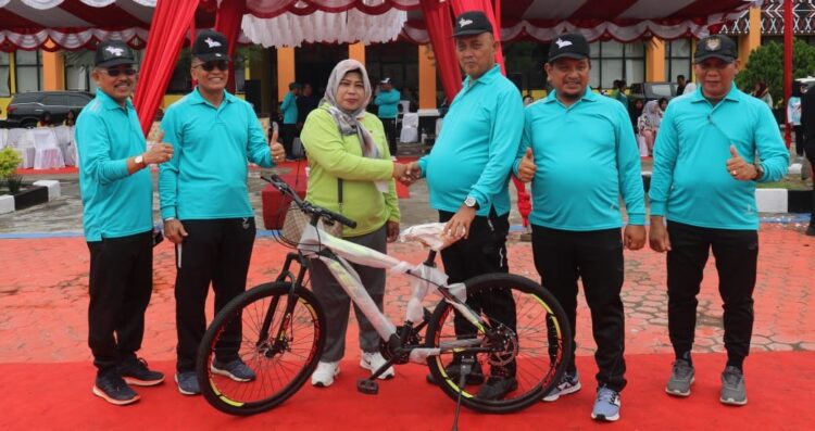 Pemkab Paluta Melaksanakan Upacara Peringatan HAORNAS Ke – XLI, Dengan Tema ” Ayo Berolahraga, Bersatu Kita Juara “