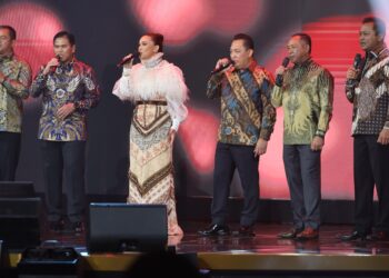 Momen Langka, Kapolri, Panglima Hingga Kepala Staf Angkatan Nyanyi Bareng