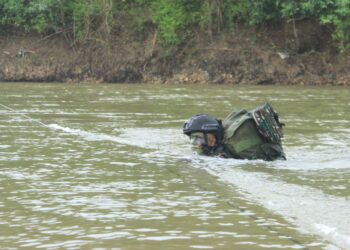 Tingkatkan Kemampuan Tempur Prajurit, Yonif 132/Bima Sakti Laksanakan Latihan Taktis Tingkat Tim Blok Medan Khusus