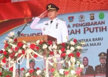 PJ Wali Kota Pagar Alam Pimpin Upacara Peringatan HUT RI Ke – 79 di Lapangan Merdeka Kota Pagar Alam