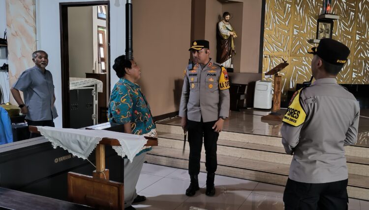 Kapolres Purbalingga Silaturahmi Kamtibmas di Sejumlah Gereja