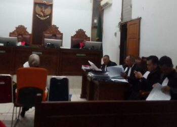 Pengacara Kamarudin Simanjuntak, SH.,MH, Ajukan Eksepsi atas nama Terdakwa Ike Farida, Sidang di PN Jakarta Selatan