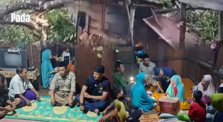 Polres Empat Lawang Melalui Polsek Muara Pinang Peduli Bencana Alam, Berikan Bantuan ke Korban Rumah Tertimpa Pohon di Desa Sukadana