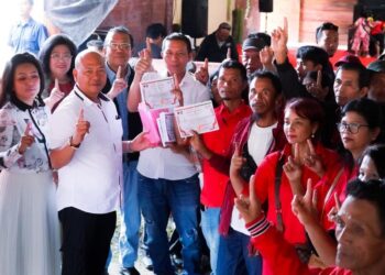 2000 an Tim Pemenangan Tingkat TPS Satika -Sarlandy se Kecamatan Siatas Barita Resmi Dilantik