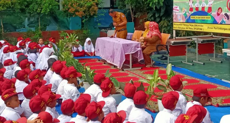 Siswa – siswi SDN Bakti Jaya Antusias Mengikuti Sosialisasi Kekerasan Terhadap Anak dan Bullying