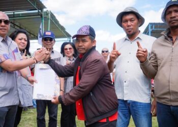 Dirangkai 2 Pelantikan Tim TPS Kecamatan Pangaribuan Sumpah Janji Siap Menangkan Satika-Sarlandy