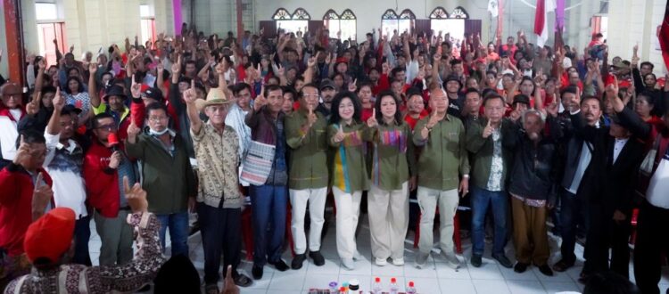 Masyarakat Kecamatan Parmonangan Inginkan Berkarya Keberlanjutan dan Siap Dipimpin Kaum Ibu.