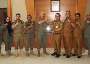 Pemkab Padang Lawas Utara Menerima Apresiasi dan Cenderamata Atas Suksesnya Penyelenggaraan Kirab Api Pekan Olahraga Nasional (PON) XXI Aceh-Sumut