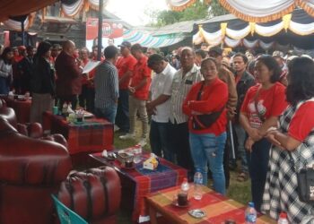 Antusias Masyarakat Sihumbang Dan Sitampurung Menyatakan Siap Memenangkan Satika Simamora Perhelatan Pilkada Taput