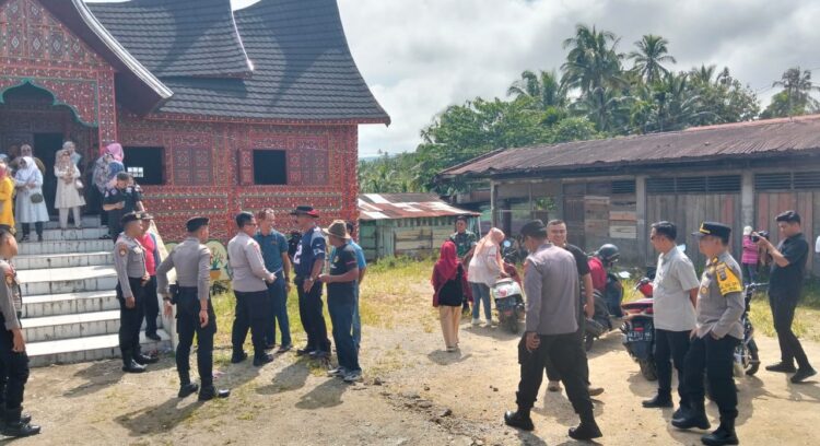 Masyarakat Talang Unjuk Rasa Damai, Tuntuntut Paslon Cagub No.2 Meminta Maaf, Diduga Lontarkan Kata Penghinaan Saat Berorasi Kampanye