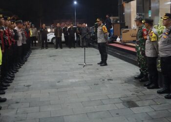 Gerak Cepat, Polisi Redam Ketegangan Antar Pendukung saat Debat Paslon di Purbalingga
