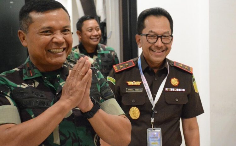Danrem 031/Wira Bima Bersilaturahmi ke Kejaksaan Tinggi Riau