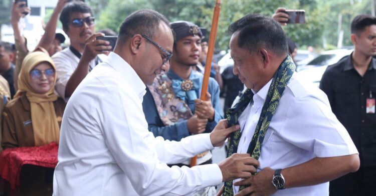 Pj. Bupati Subang Kang Ade Menerima Kunjungan Kerja Mendagri Tito Karnavian Peninjauan Implementasi SIMBG