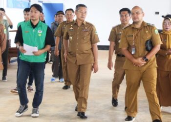 Hari Pertama,Pj Bupati Subang Kang Ade Tinjau TPS 3R Wantilan