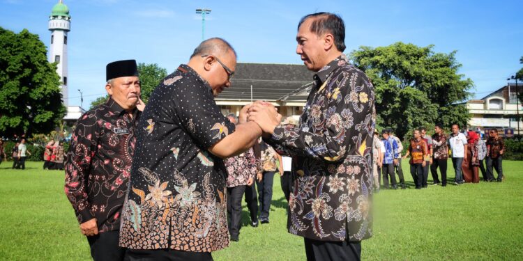 Lusa Pelantikan Bupati, Pj Iwanuddin Pamit dari Banyumas