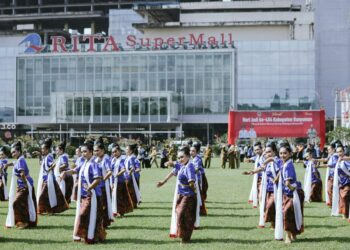 Tarian Banyumas Megot Meriahkan Upacara Hari Jadi ke 454 Kabupaten Banyumas
