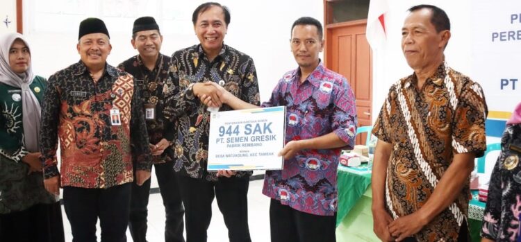 PT Semen Gresik Bantu 3000 Sak Semen untuk RTLH Banyumas