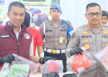 Berawal dari Kecelakaan Lalu Lintas di Tol, Polda Jateng Ungkap Peredaran 12 Kilogram Sabu