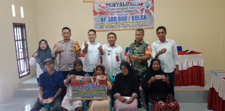 Kampung Tri Tunggal Jaya Bagikan BLT DD Untuk 36 KPM Tahun 2025