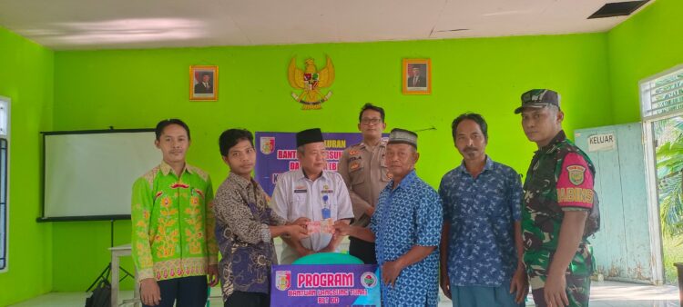 Kampung Penawar Jaya Bagikan BLT DD Tahun 2025 Untuk 18 KPM