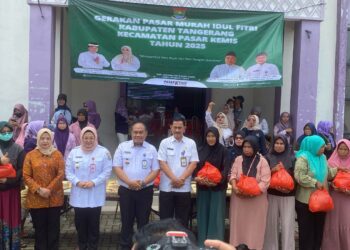 Camat Pasarkemis Dampingi Wakil Bupati Tangerang Giat Pasar Murah