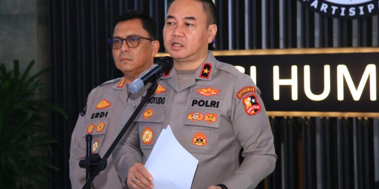 Kapolri Tetapkan Status Gugur dan Berikan KPLB Anumerta Terhadap 3 Personel Terbaiknya