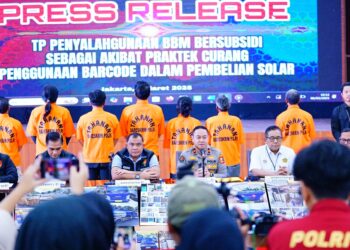 Bareskrim Polri Ungkap Kasus Penyalahgunaan BBM Bersubsidi di Jawa Timur dan Jawa Barat, Sita 16.400 Liter Solar Ilegal