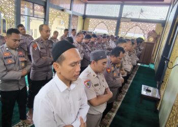 Polres Purbalingga Gelar Salat Gaib untuk Tiga Personel Polri Gugur di Way Kanan Lampung