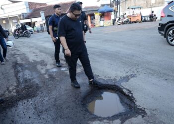 Bupati Subang Targetkan Ruas Jalan Rusak di Pusat Kota Diperbaiki Minggu Ini
