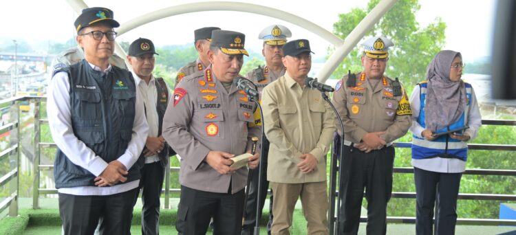 Kapolri Cek Arus Balik Lebaran di Tol Cikatama