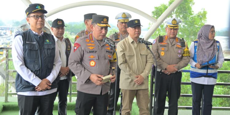 Kapolri Cek Arus Balik Lebaran di Tol Cikatama