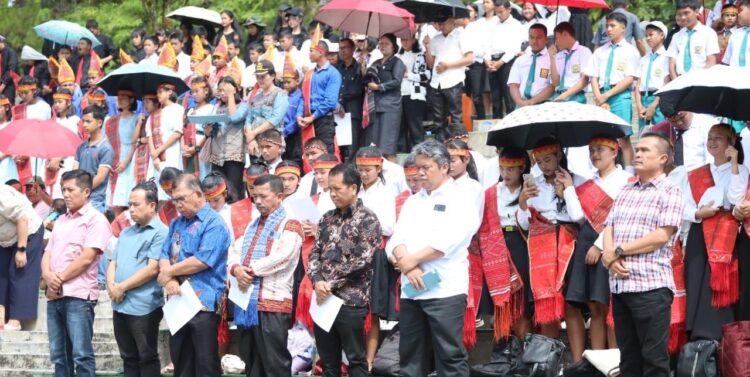 Wakil Bupati Taput Hadiri Konser Paduan Suara Paskah Raya 2025 di Salib Kasih