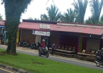 Oknum Guru SD di Padang Pariaman Diduga Bangun Ruko Diatas Tanah Milik Fasilitas Umum Atau Negara ?