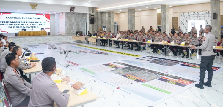 Pastikan Kesiapan Pengamanan May Day 2025, Polda Jateng Gelar Tactical Floor Game
