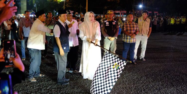 Wabup Lintarti Lepas Jemaah Calon Haji Banyumas Menuju Asrama