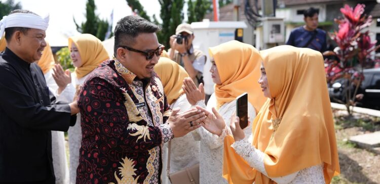 Bupati Subang Hadiri Milangkala Kecamatan Ciater Ke 17 Tahun Dengan Tema  Subang Ngabret Jabar Istimewa