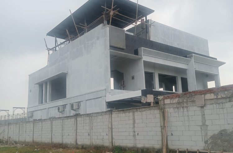 Pembangunan Gedung 3 Lantai PT King Polah Di Duga Belum Mengantongi Izin PBG/ IMB
