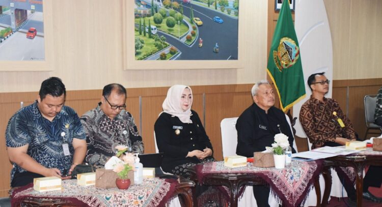 Trayek Penataan Kawasan Hutan, Upaya Penyelesaian Persoalan Penguasaan Tanah