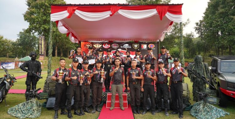 Delapan Dari 17 Taruna Akpol Raih Piala di Kejuaraan Menembak Danjen Kopassus