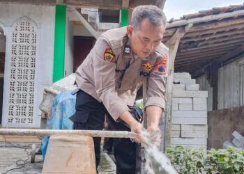 Polres Grobogan Peduli Air Bersih, Aiptu Surono Bangun 8 Sumur Bor di Masjid