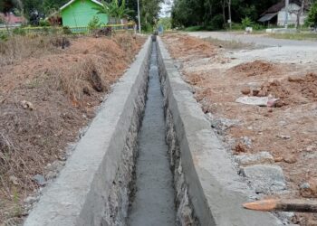 Antusias Warga Suku 03 Kampung Mekar Jaya Dibangunnya Dranaise