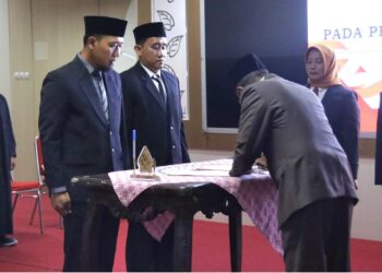 Lantik 38 Pejabat, Bupati Banyumas Minta Mereka Menjadi Tim Perubahan