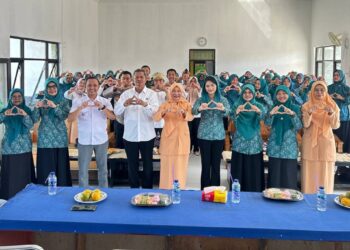 Ketua Tim Penggerak PKK Kab Subang Ega Anjani Reynaldy Menghadiri Kegiatan Gelar Pangan Murah (GPM) Di Pemdes Gandasari Kec Cikaum