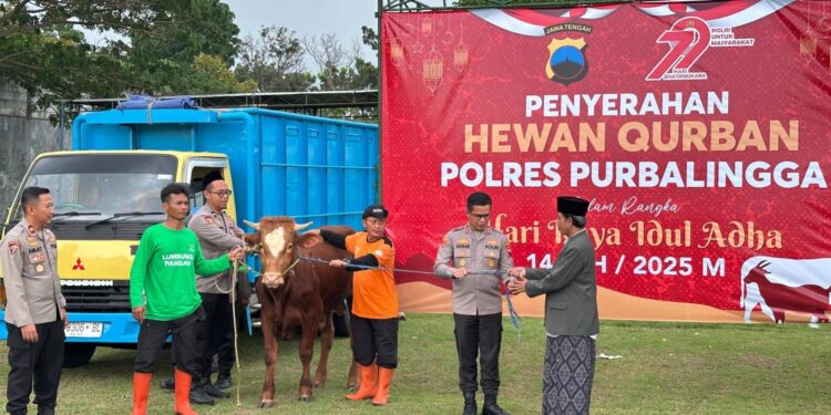 Polres Purbalingga Gelar Salat Iduladha 1446 H dan Pemotongan Hewan Kurban